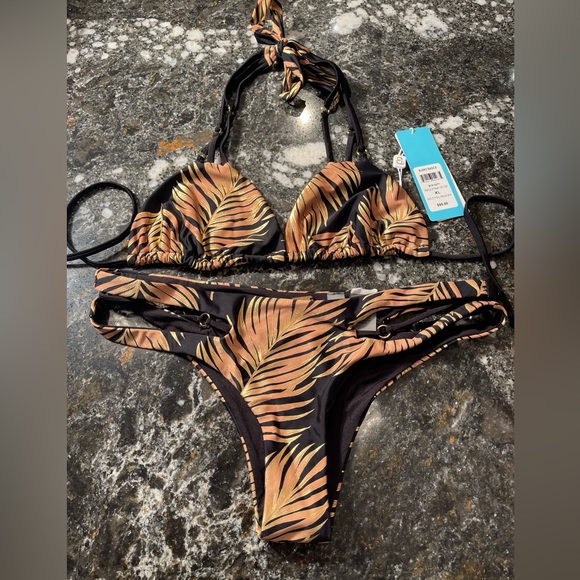 NWT beach bunny bikini gold foil palm print tri top X-LARGE top/L bottoms - Picture 8 of 10
